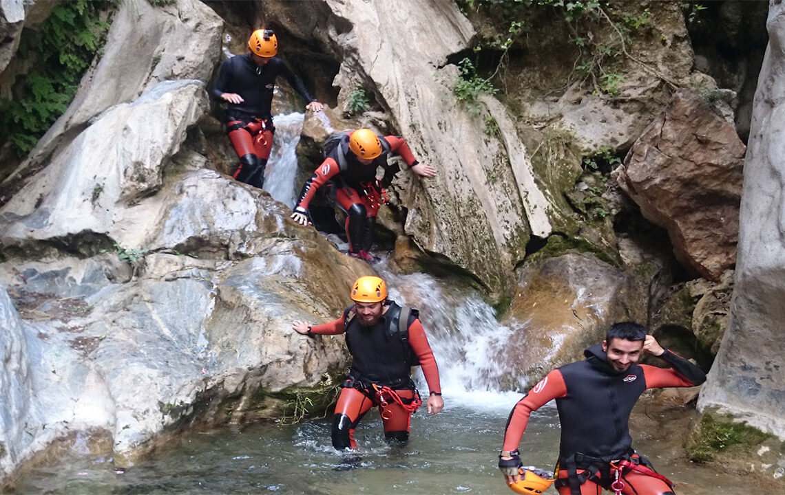 barranquismo-aventura-diversion-bayarcal-almeria