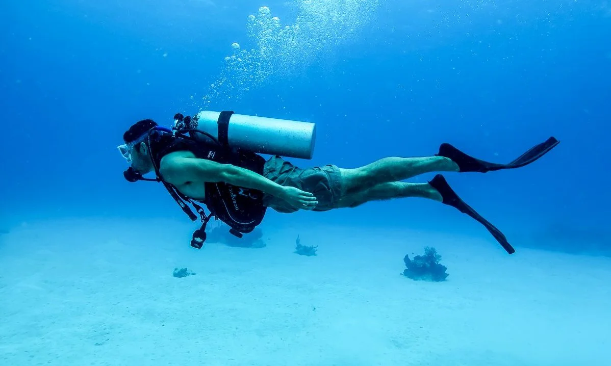 buceador-bautismo-las-negras-buceo