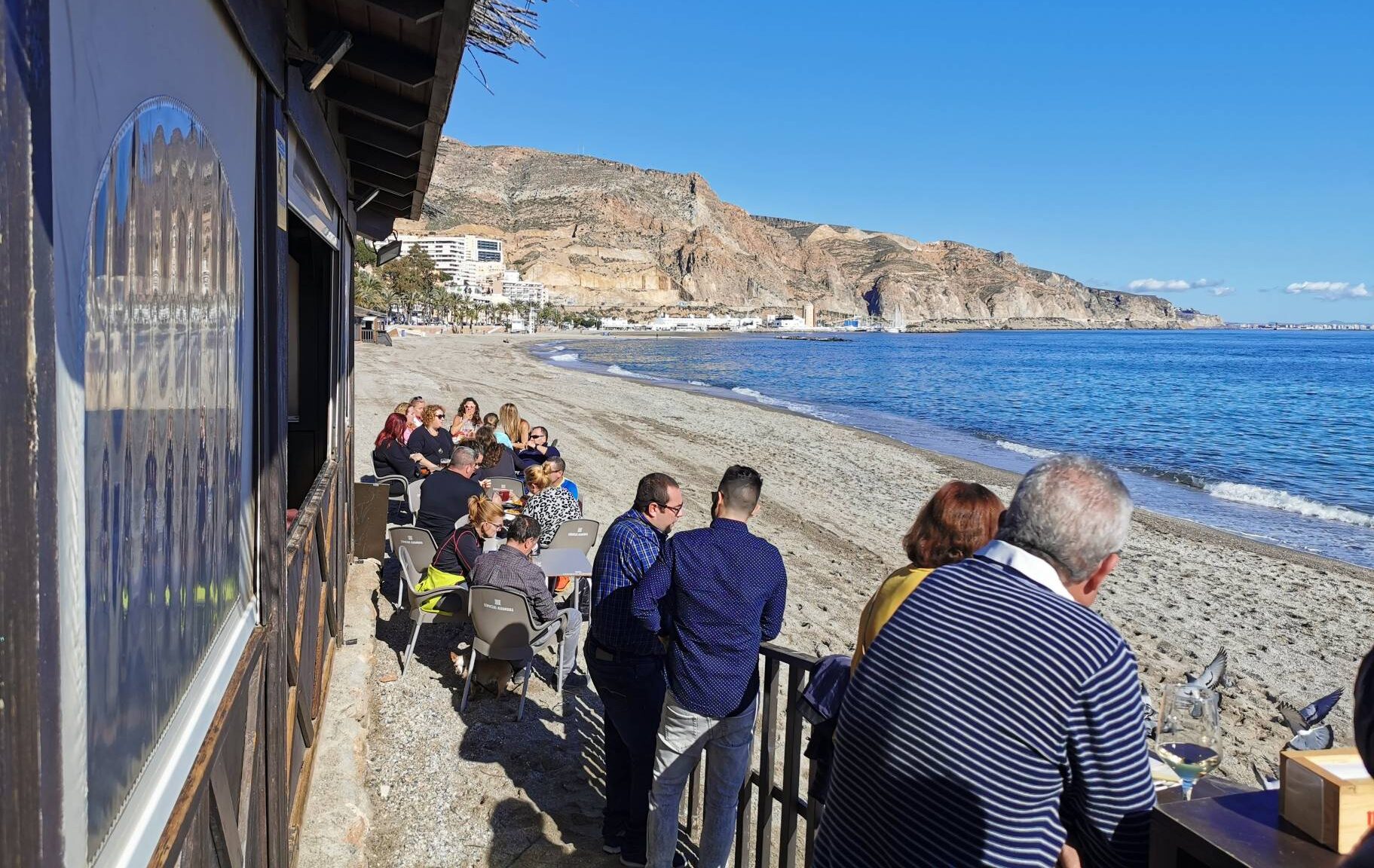 el-boliche-almeria-restaurante-puerta