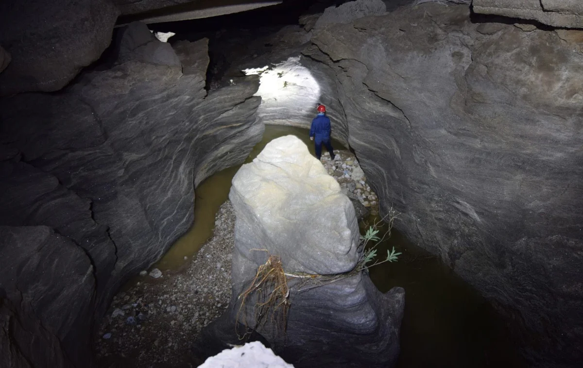 viajar-espeleologia-cuevas-sorbas-almeria